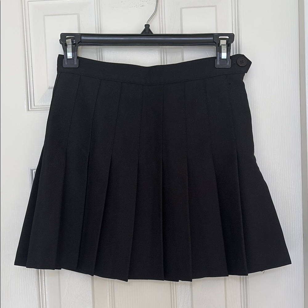 Black American Apparel Pleated Tennis Mini Skirt